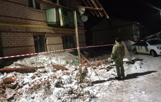 ​В Пермском крае обрушились крыши трёх жилых домов