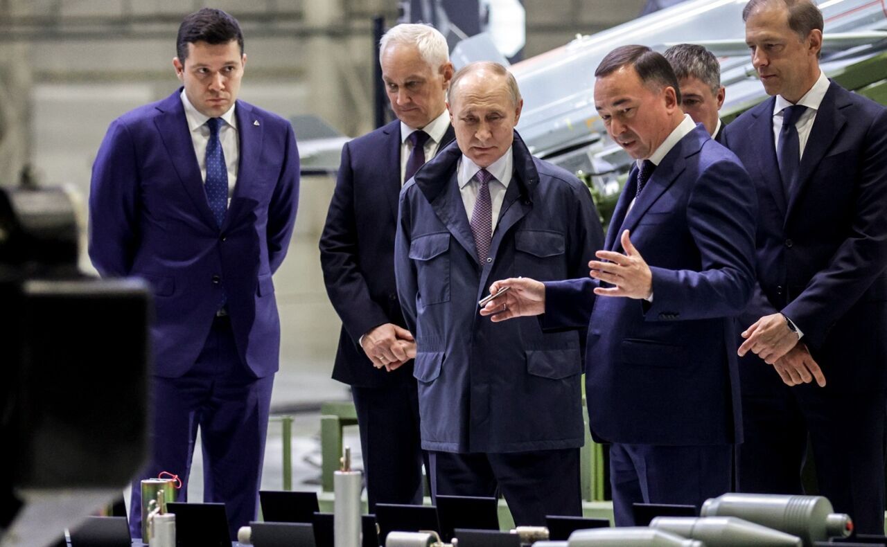 Путин посетил в Перми "Мотовилихинские заводы"
