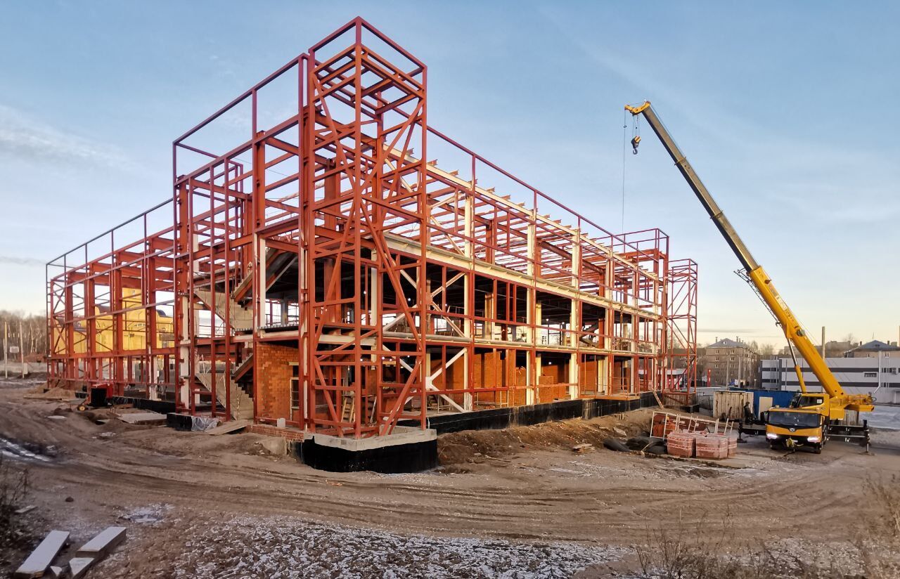 В Перми возведён каркас бассейна на Гайве  