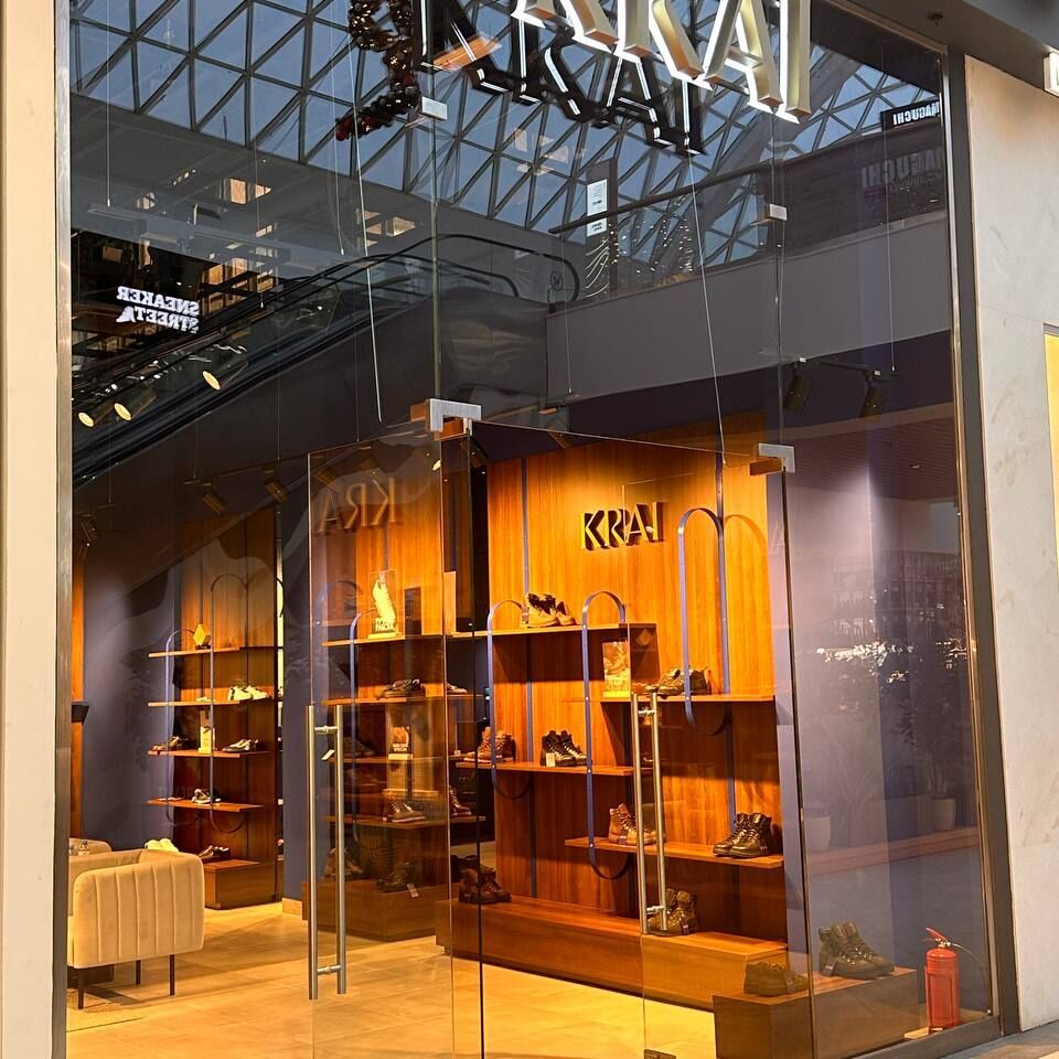 В Перми открылся российский бренд обуви KRAI