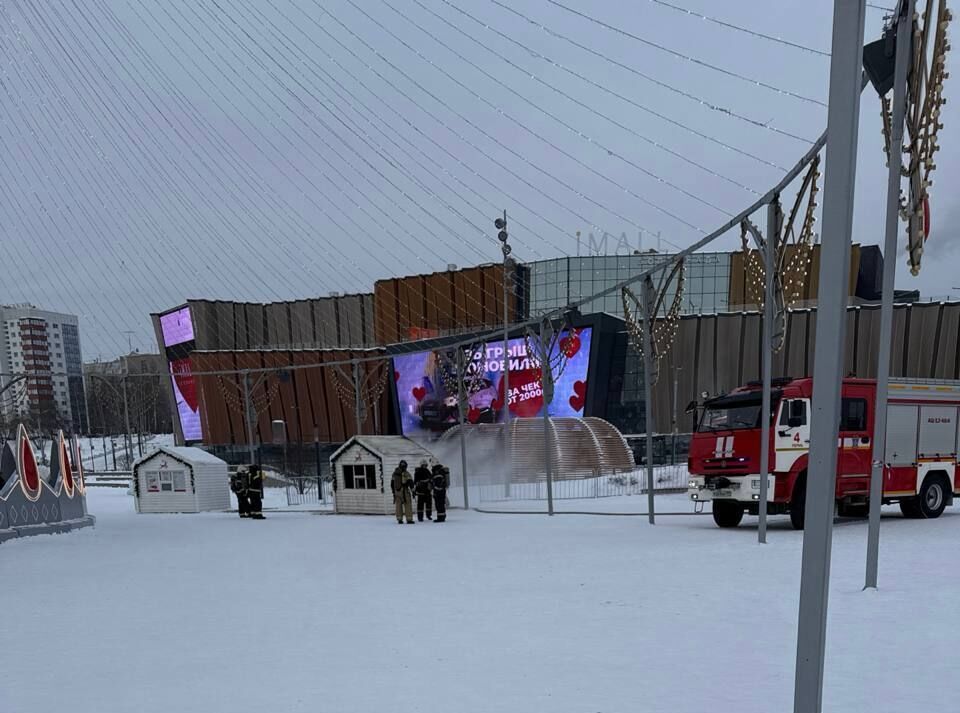 ​Ледовый городок на эспланаде в Перми временно не работает