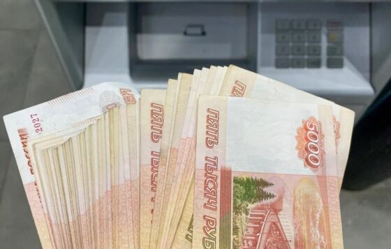 Купюра номиналом 10 тысяч рублей может появиться в России