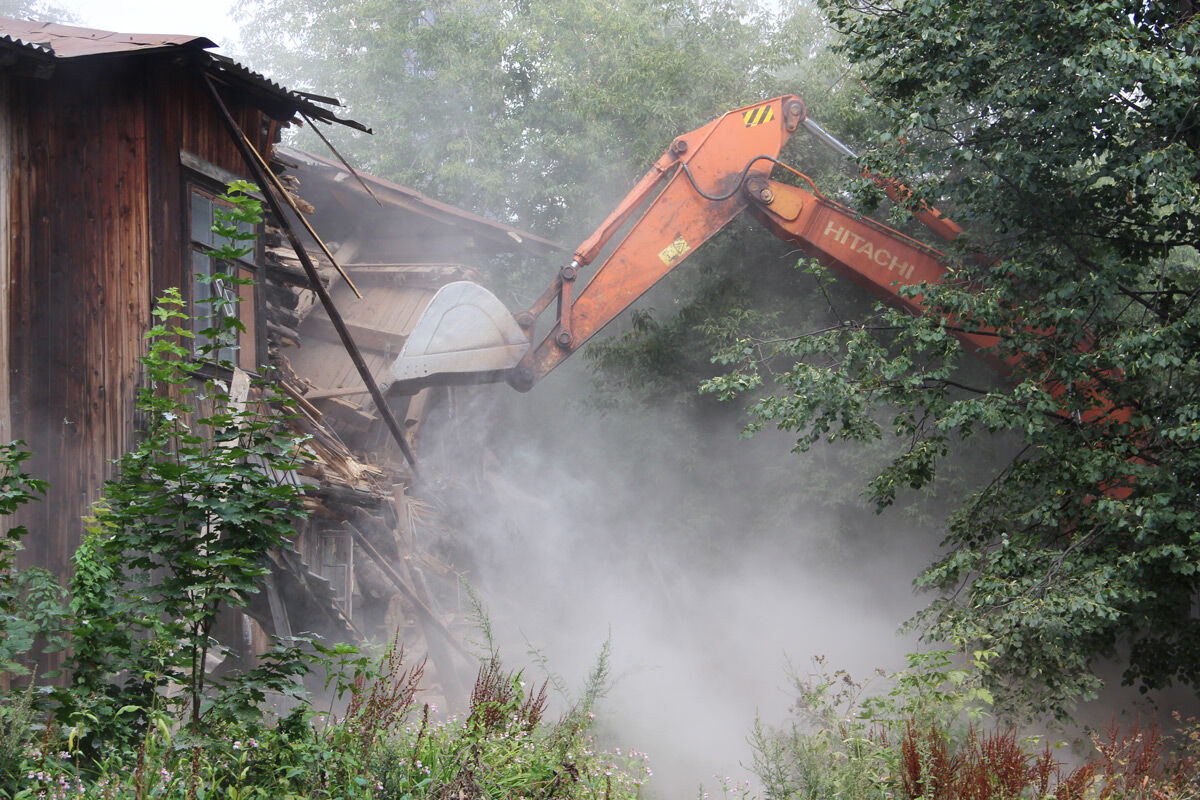 В Перми расселили еще два аварийных здания