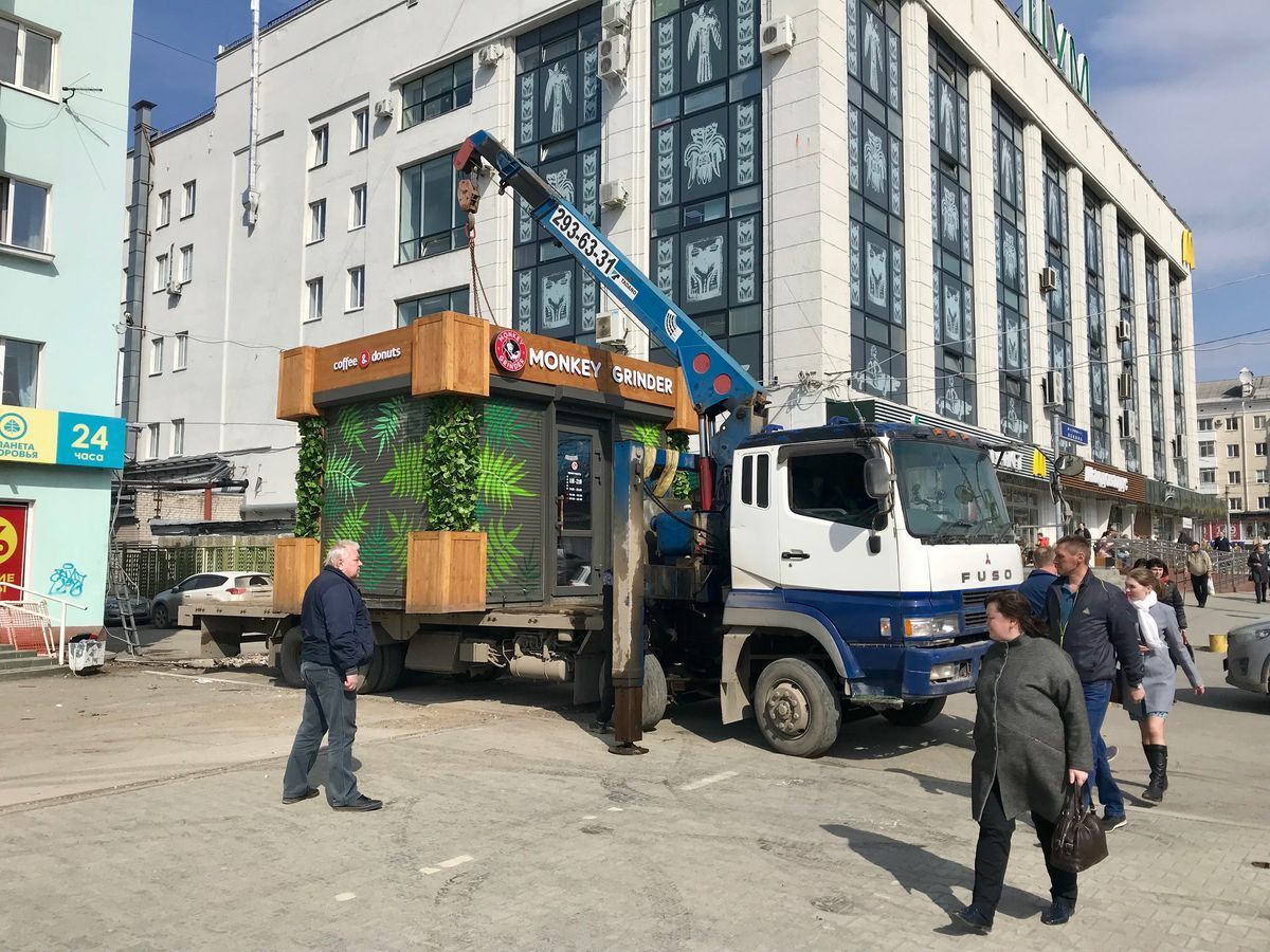 В Перми продолжают убирать незаконные НТО