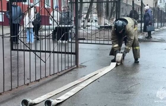 Ликвидировано возгорание в детско-юношеском центре на улице Давыдова в Перми