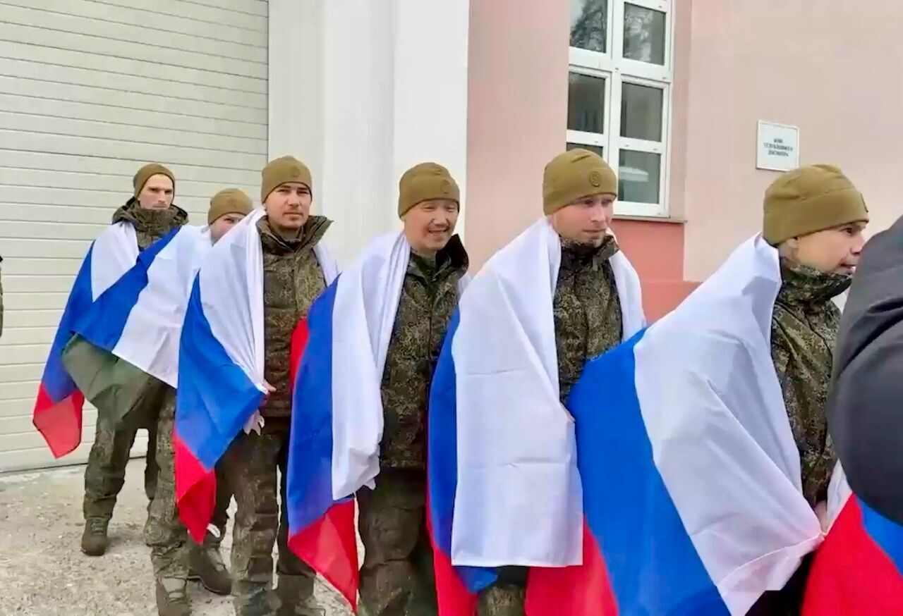 Из украинского плена вернули двух прикамских военных