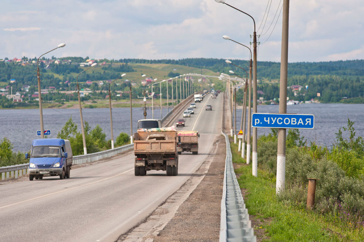 В Прикамье на Чусовском мосту завершают восстановление части откосов на насыпи