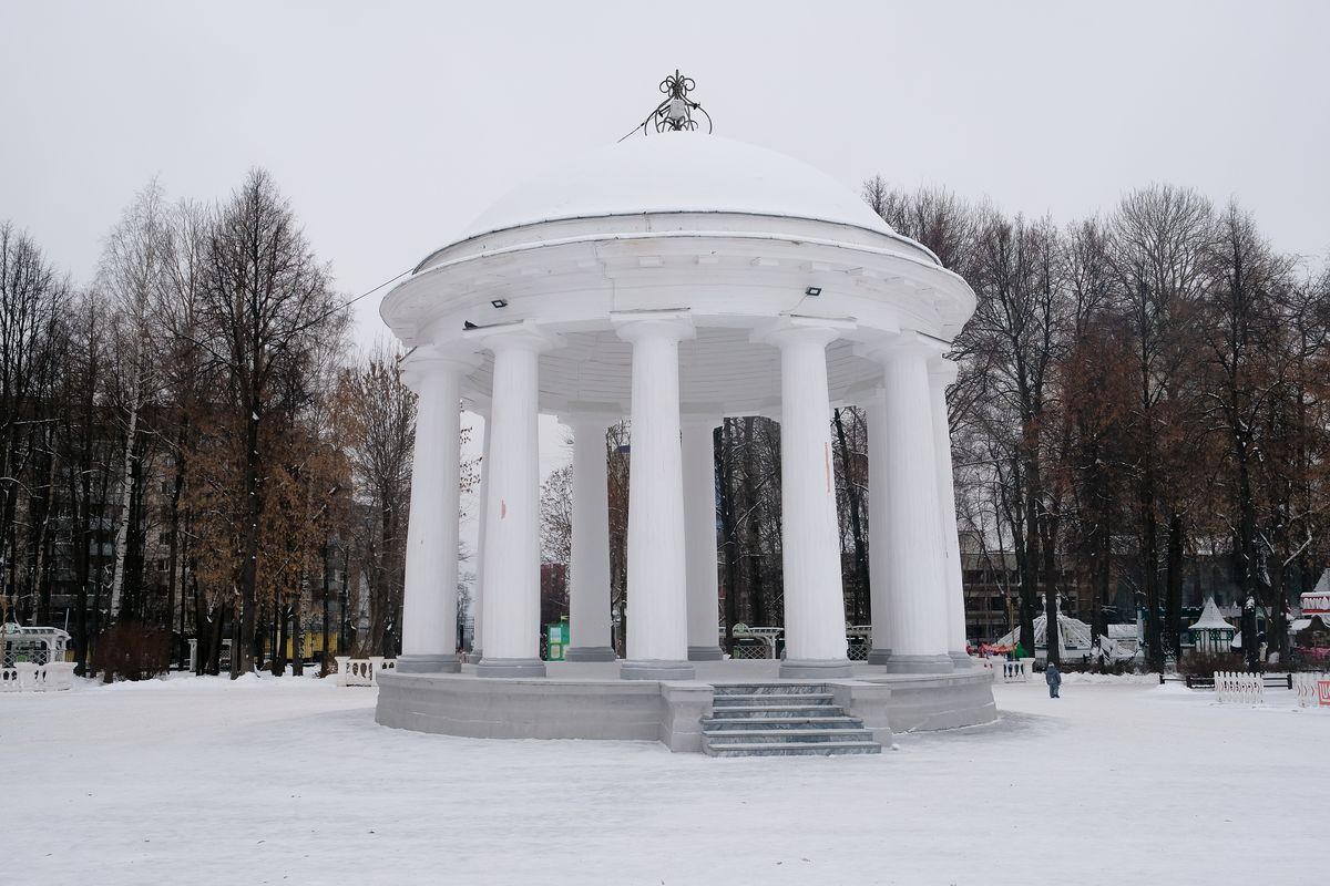 От ротонды... до ротонды