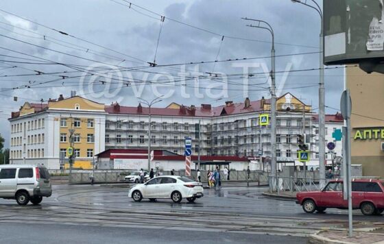 В Перми школу у цирка почти достроили