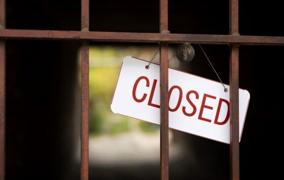 С марта 2026 года все вывески в России должны быть на русском языке 