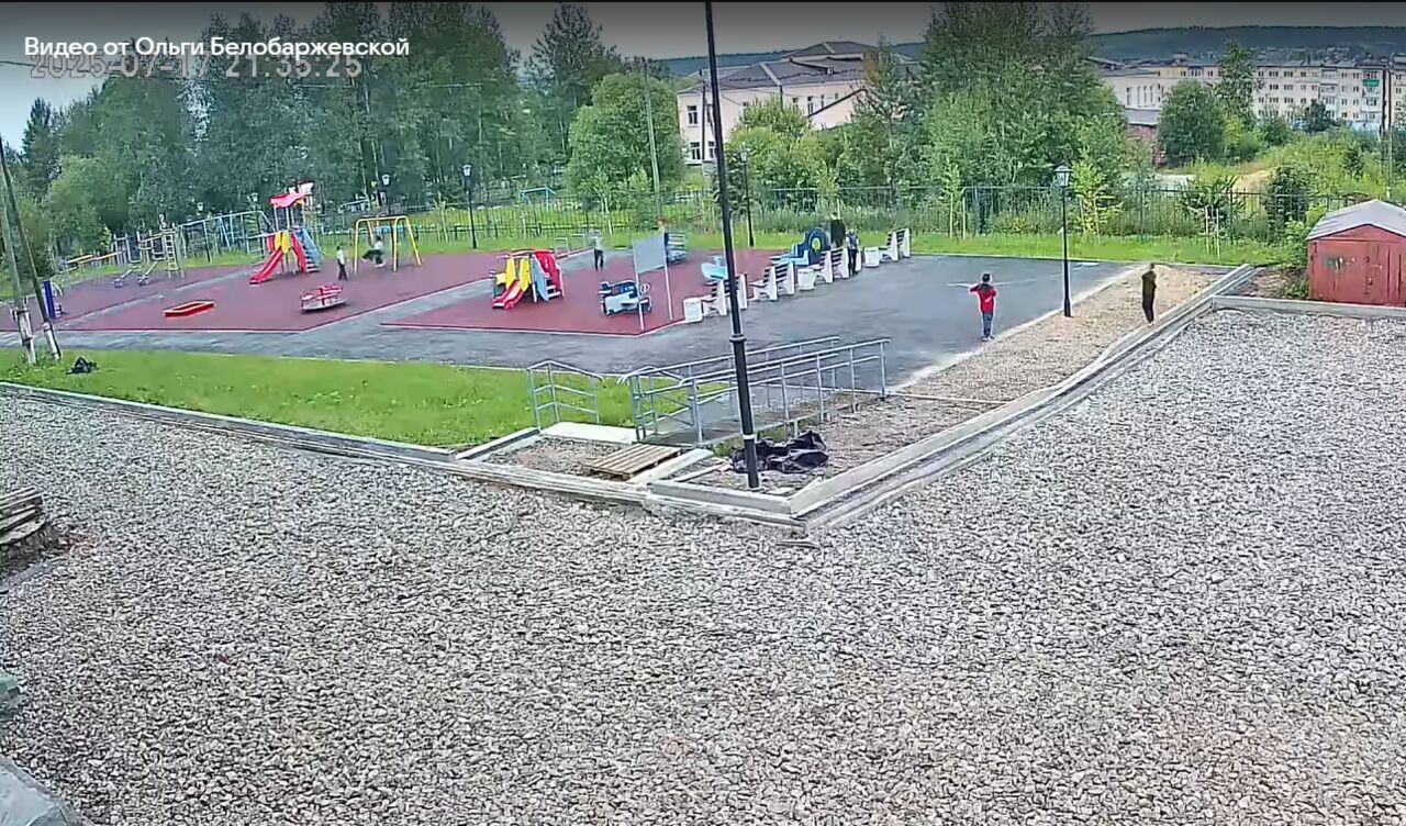В Прикамье подростки-вандалы перебили все фонари в парке Александровска 