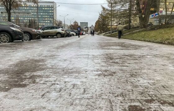 Жителей Пермского края предупредили о гололедице 28 марта