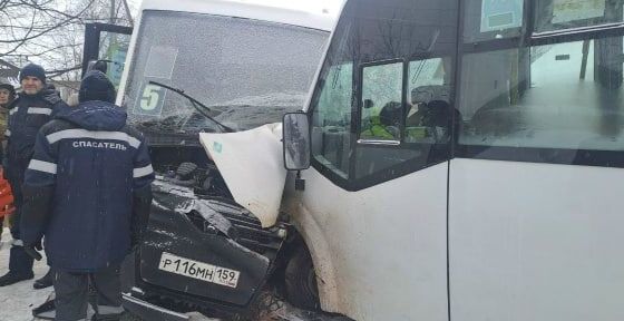 ​В Лысьве Прикамья при столкновении автобусов пострадали люди
