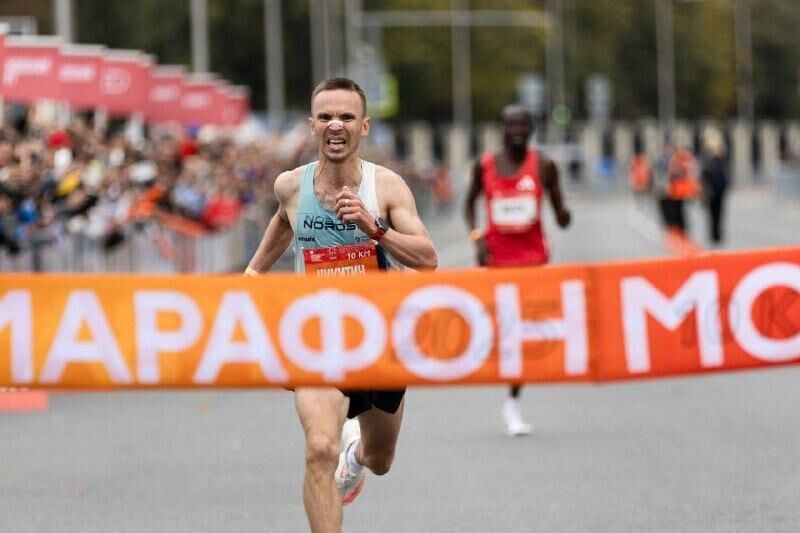 Пермяк Владимир Никитин установил рекорд на Московском марафоне