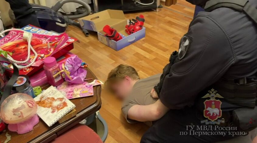 ​Сотрудник банка в Перми оформлял кредиты на клиентов и тратил деньги на себя