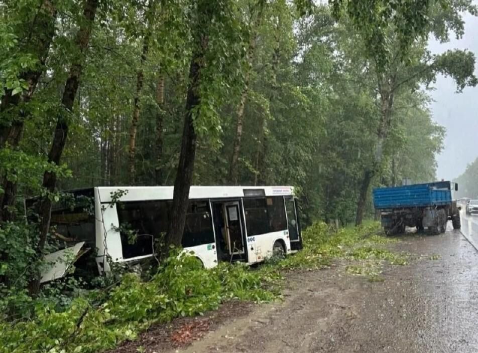 Прокуратура взяла на контроль ДТП с пассажирским автобусом в Прикамье