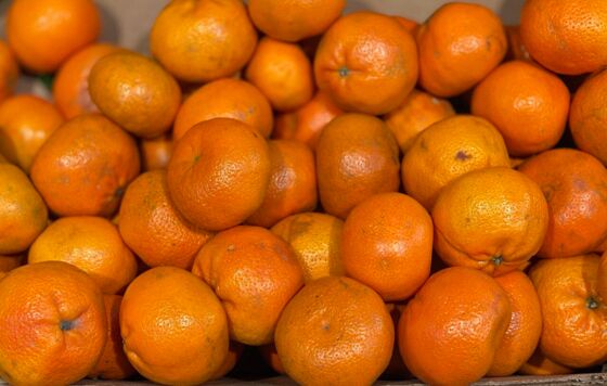 Около 61% пермяков считают мандарины обязательным символом Нового года