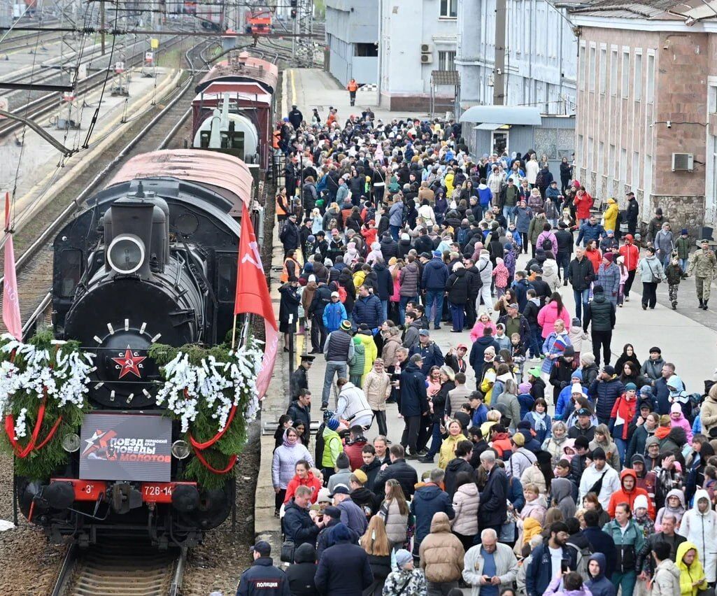 В Перми торжественно открыли Поезд Победы