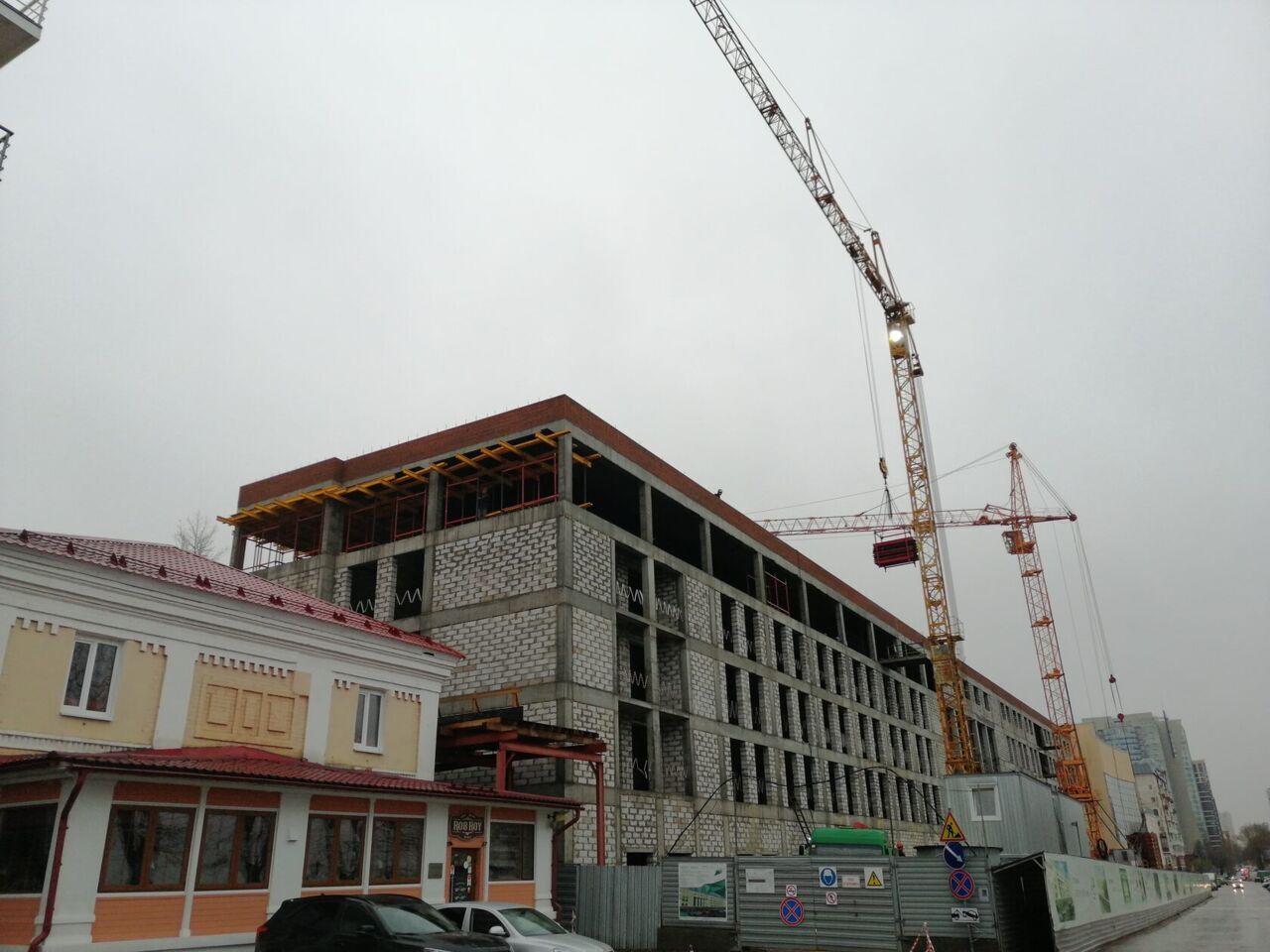 В здании будущей гостиницы на улице Окулова в Перми завершили монолитные работы 